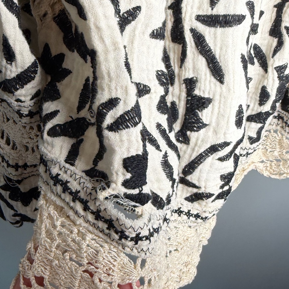 Free People Black and Cream Floral Blouse - Picture 8 of 12